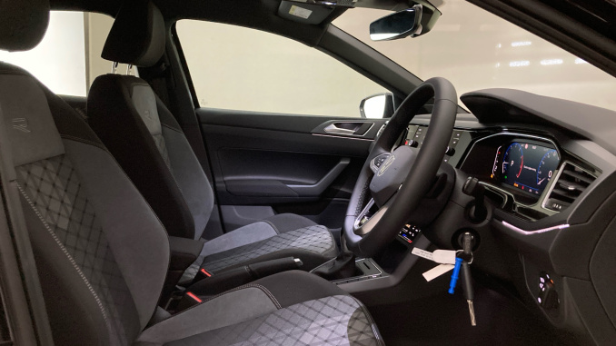Volkswagen Polo 1.0 TSI 115 Black Edition 5dr DSG Petrol Hatchback - Image 15